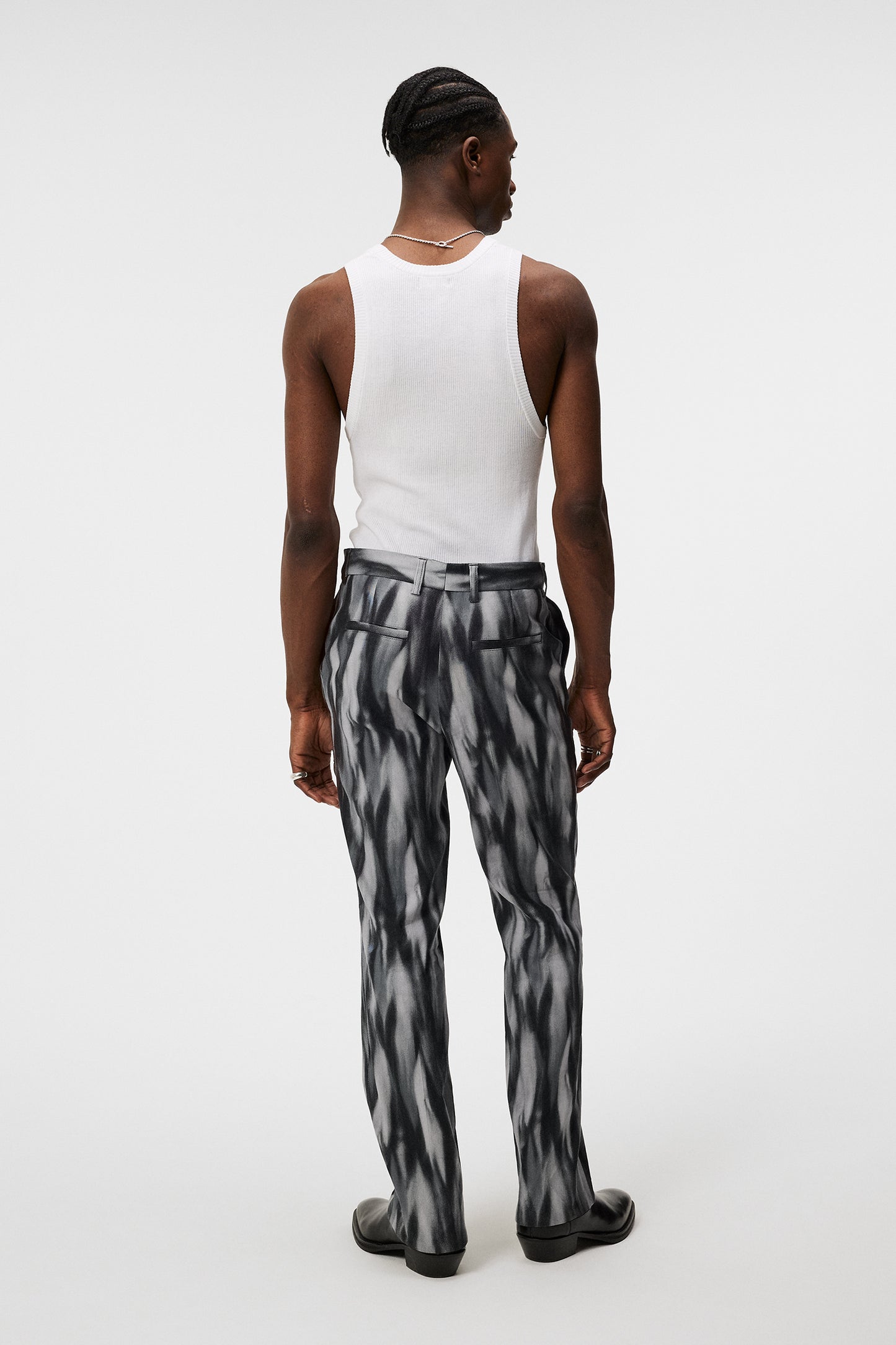 Haij Printed Linen Mix in Black by J.Lindeberg