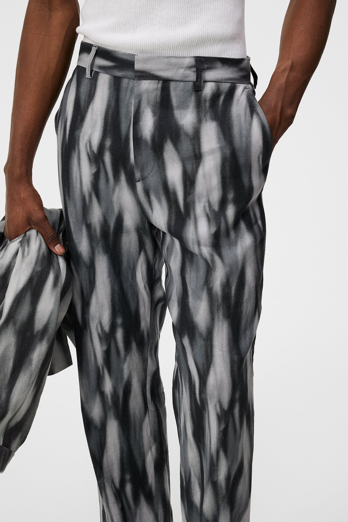 Haij Printed Linen Mix in Black by J.Lindeberg