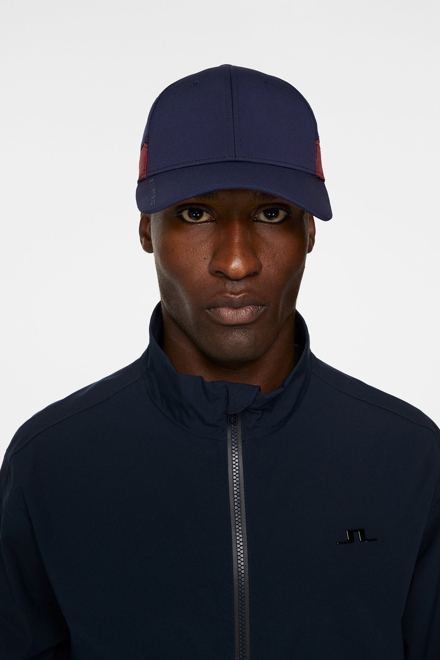 Reveal Cap in JL Navy by J.Lindeberg