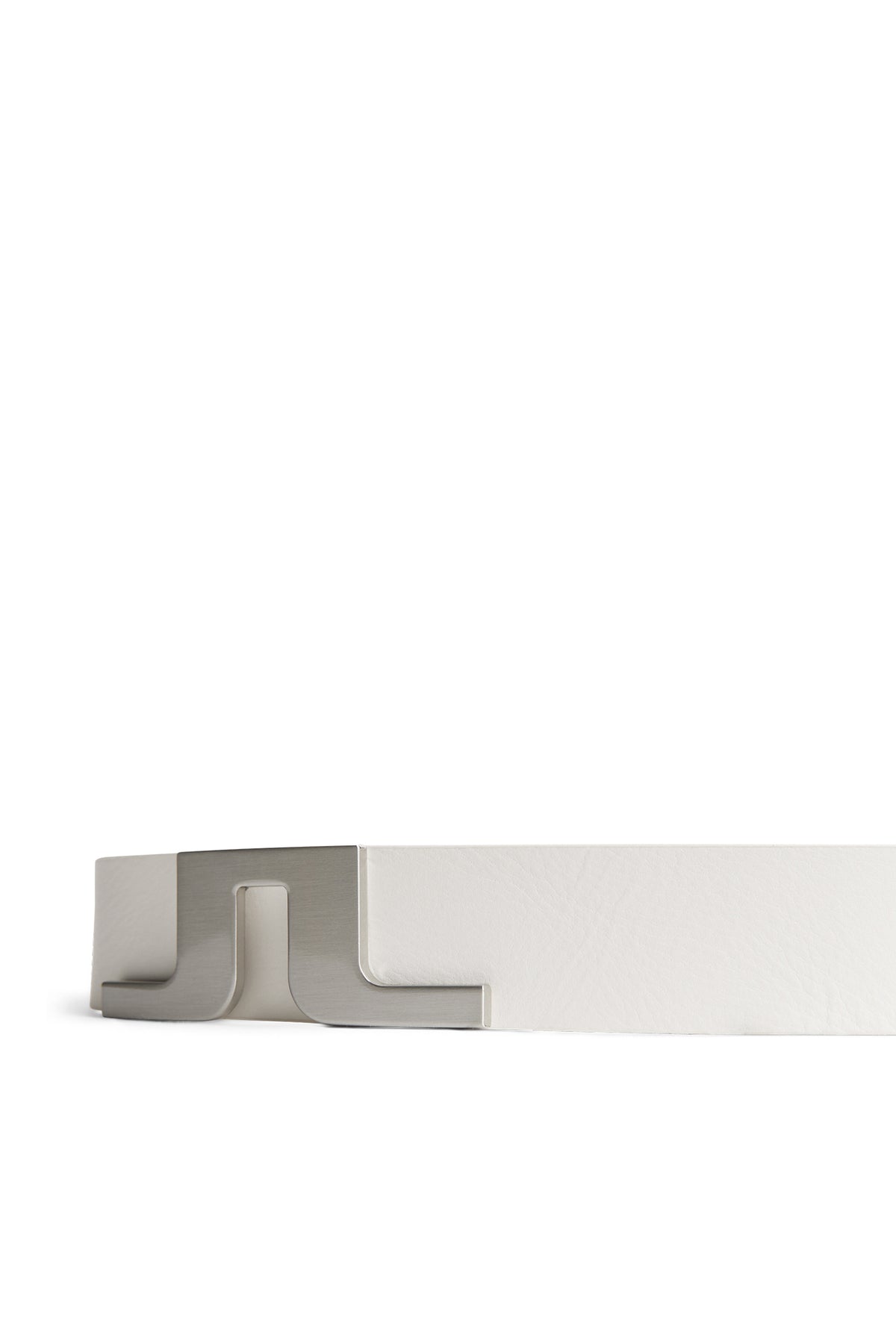 Bridger Belt in White by J.Lindeberg