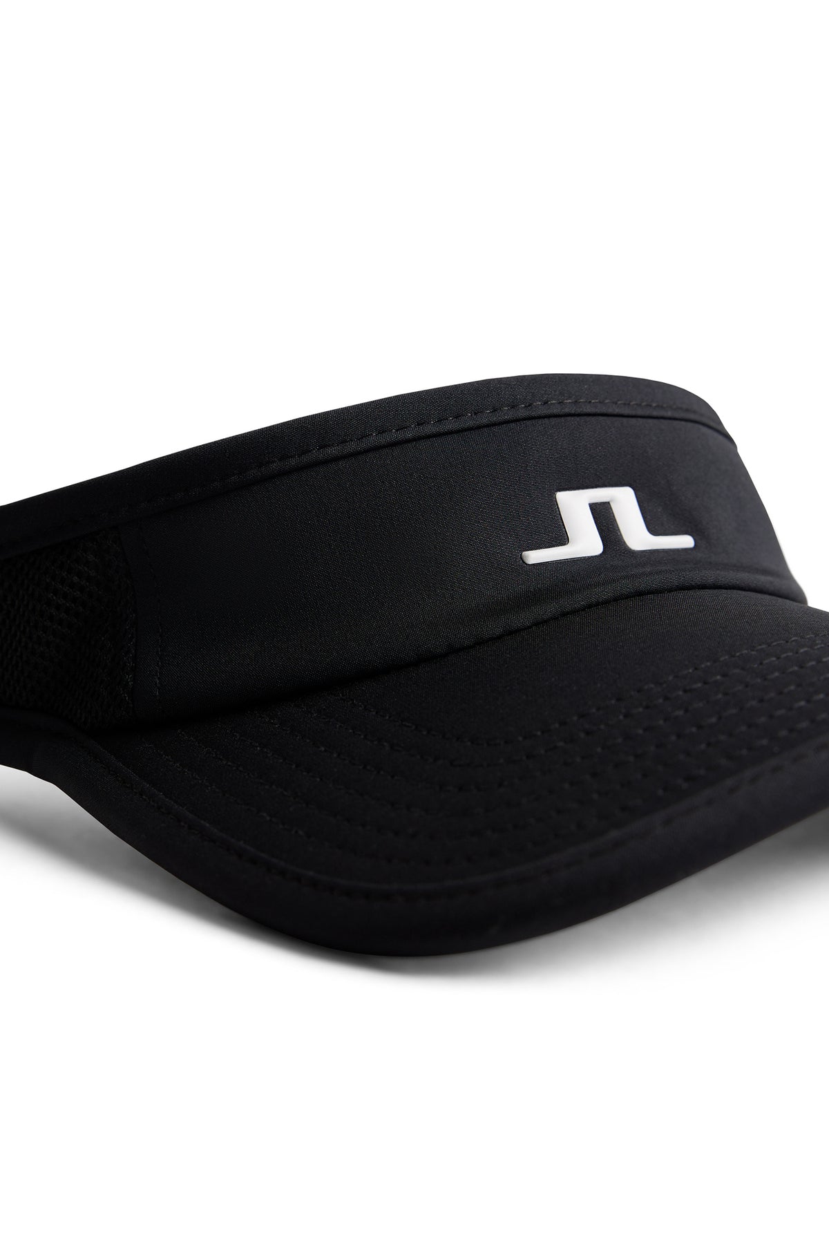 Gain visor in Black by J.Lindeberg