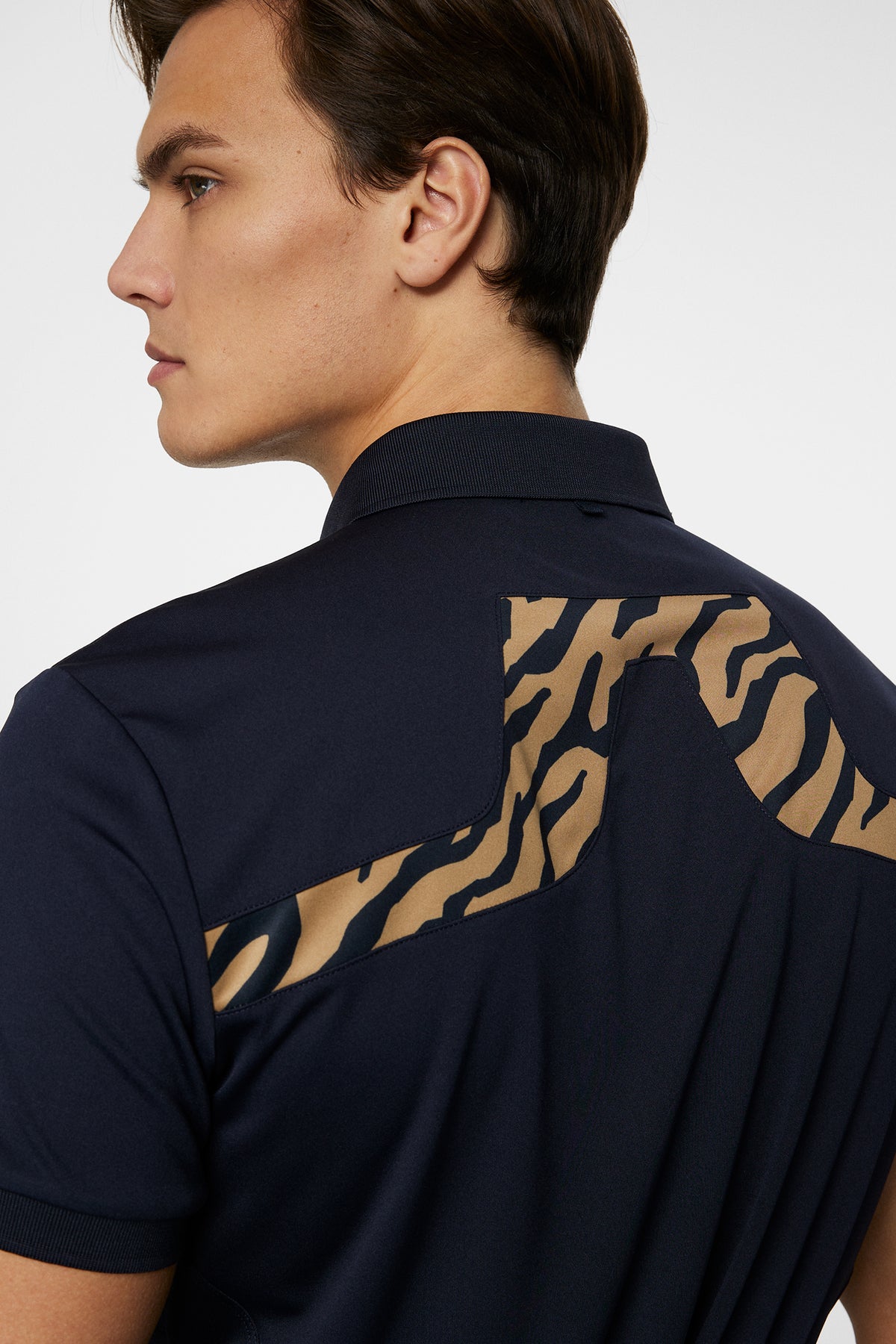 KV Print Polo in Tour Tiger Brown M by J.Lindeberg