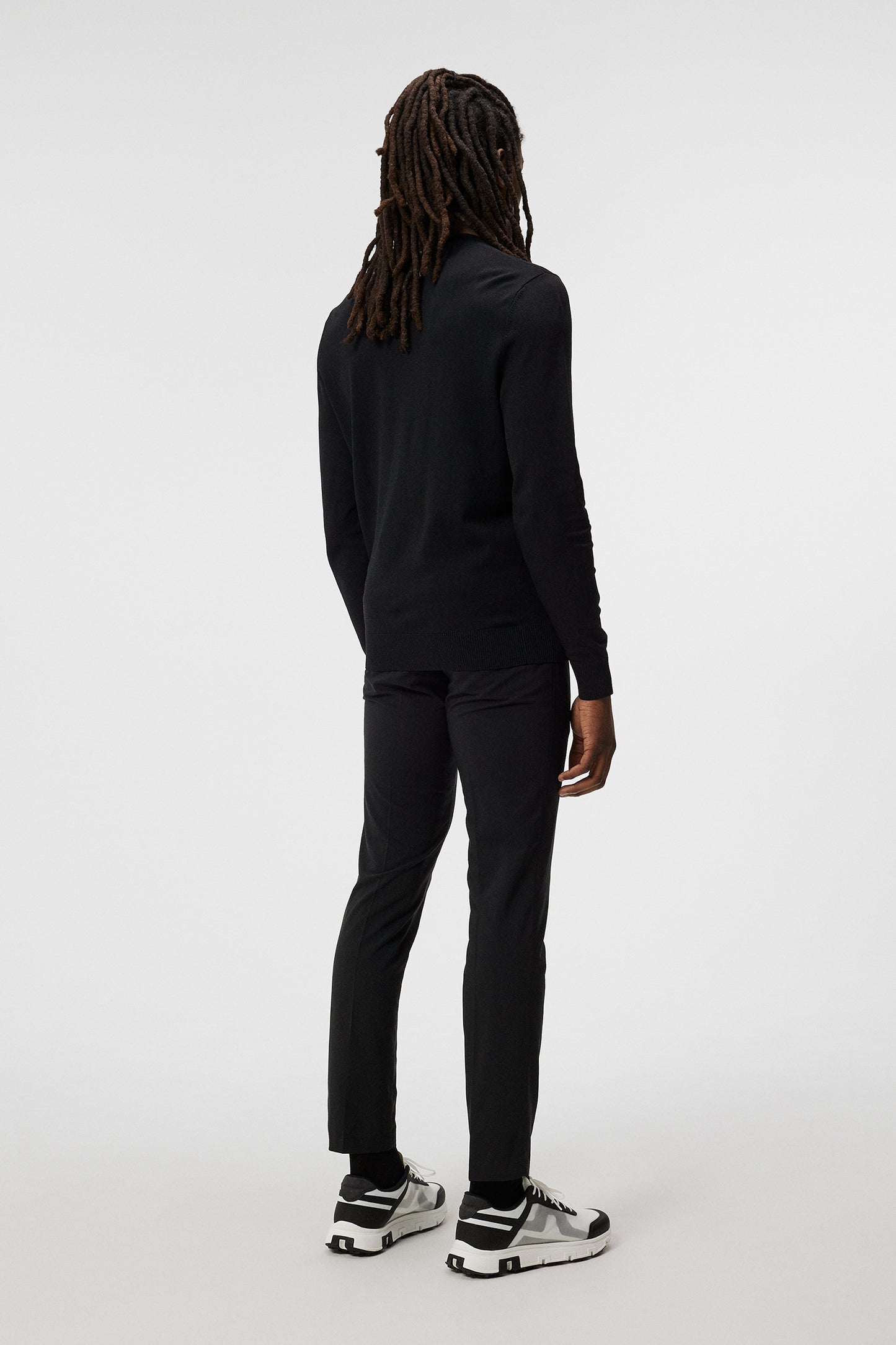 Gus Knitted Sweater in Black by J.Lindeberg