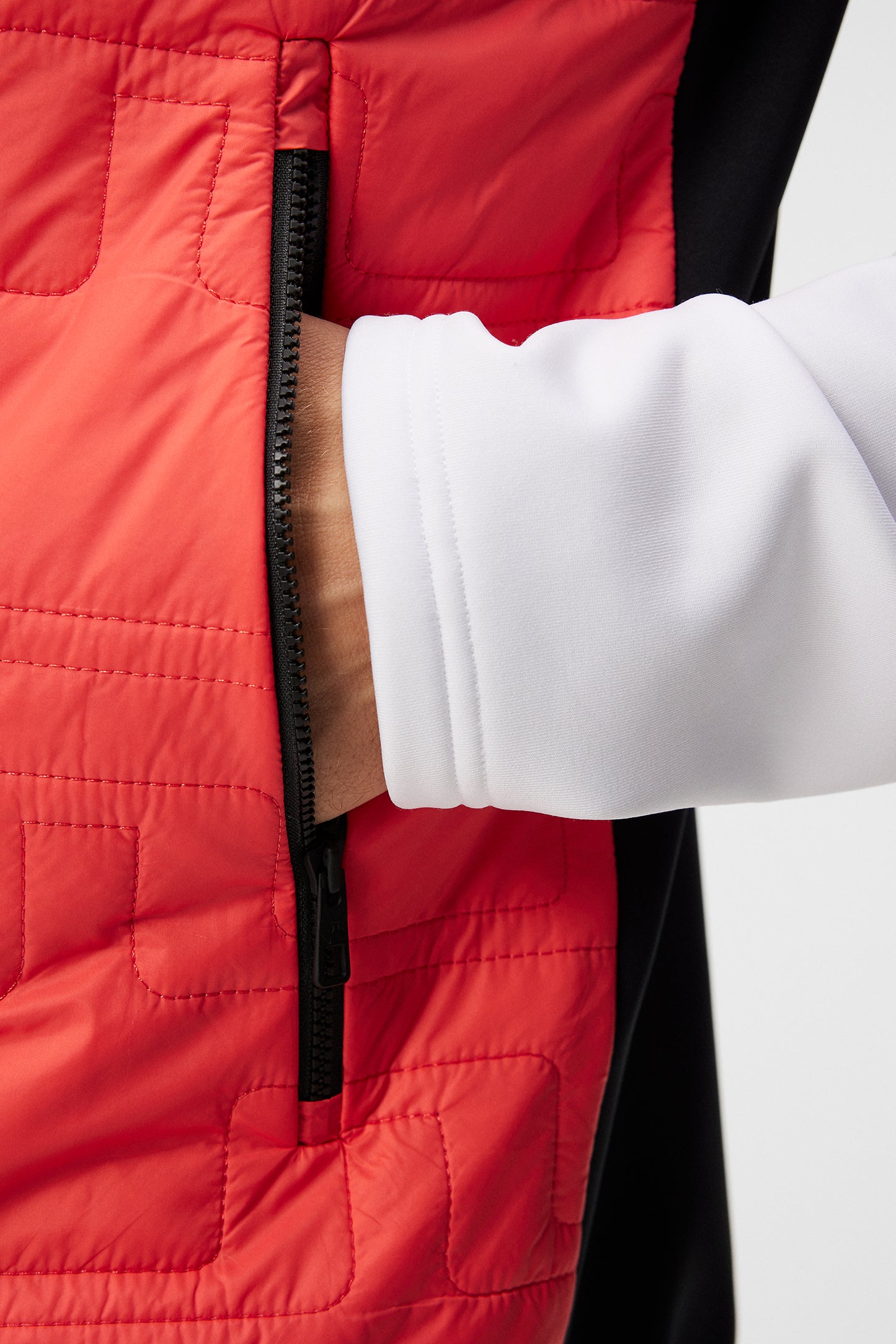Stefano Hybrid Vest in Hot Coral by J.Lindeberg