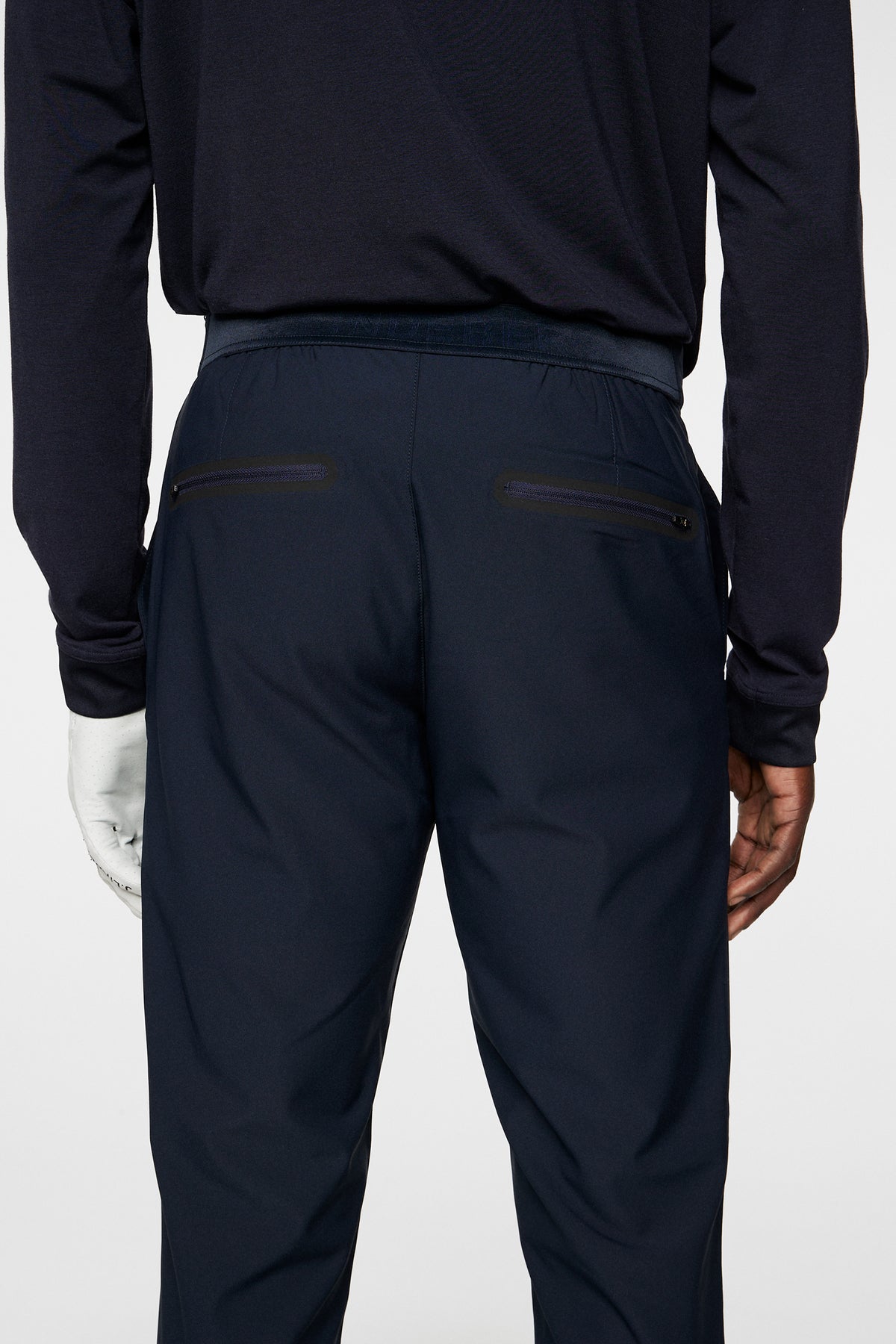 The Reveal Tech Pant in JL Navy by J.Lindeberg