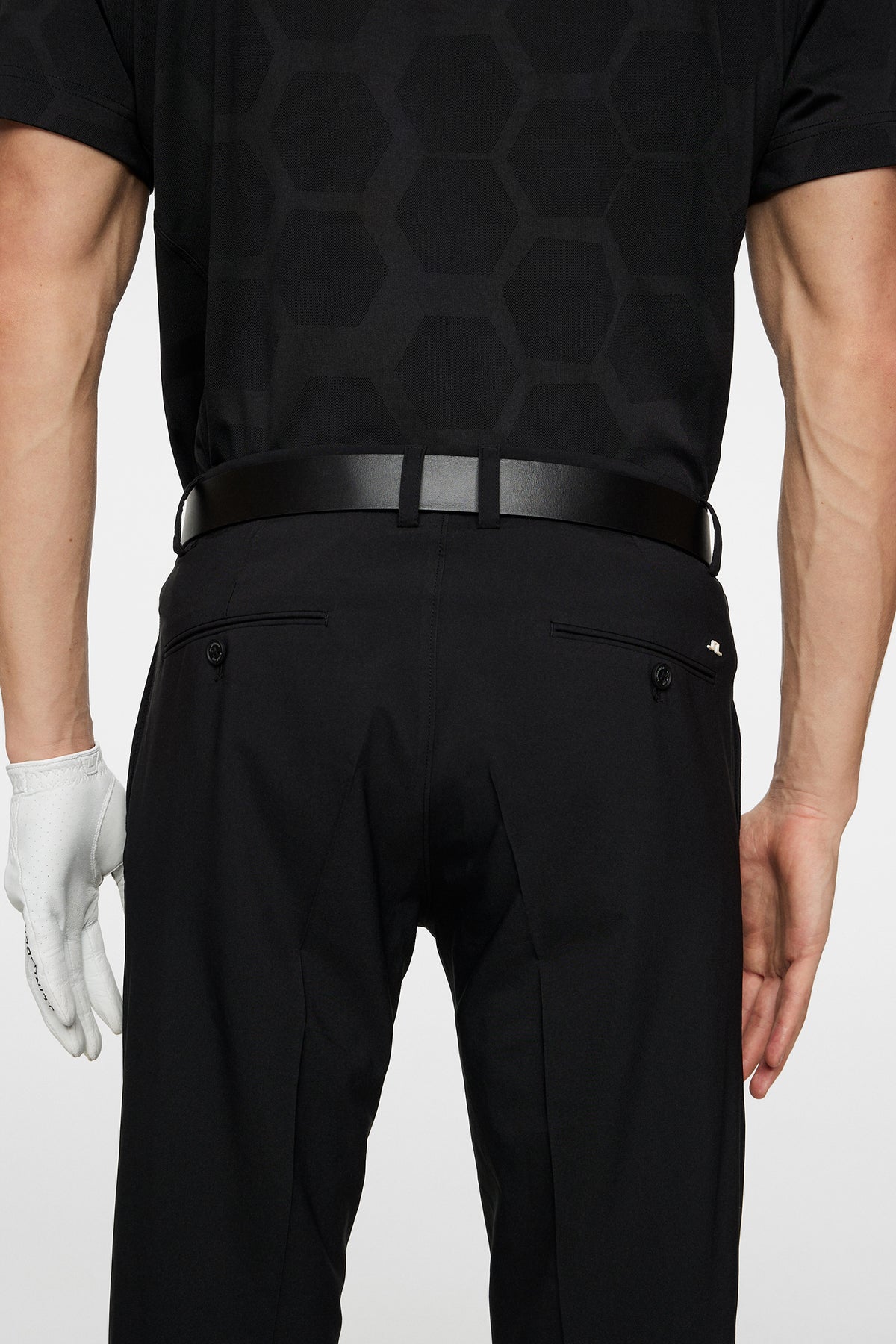 Mitch pant in Black by J.Lindeberg