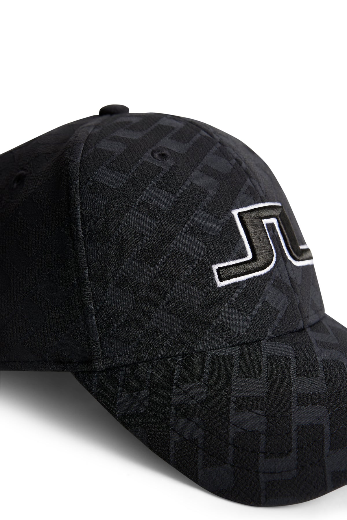 Anga Jacquard Cap in Tour Geo Jacquard Black M by J.Lindeberg