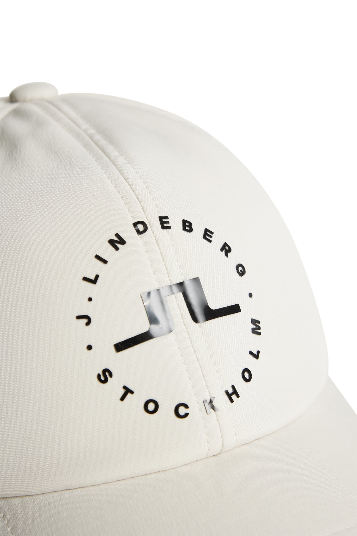 Shift cap in Moonbeam by J.Lindeberg