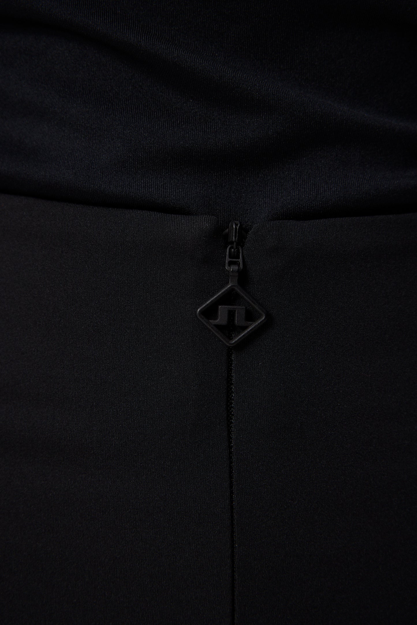 Francesca Short Tights in Black by J.Lindeberg
