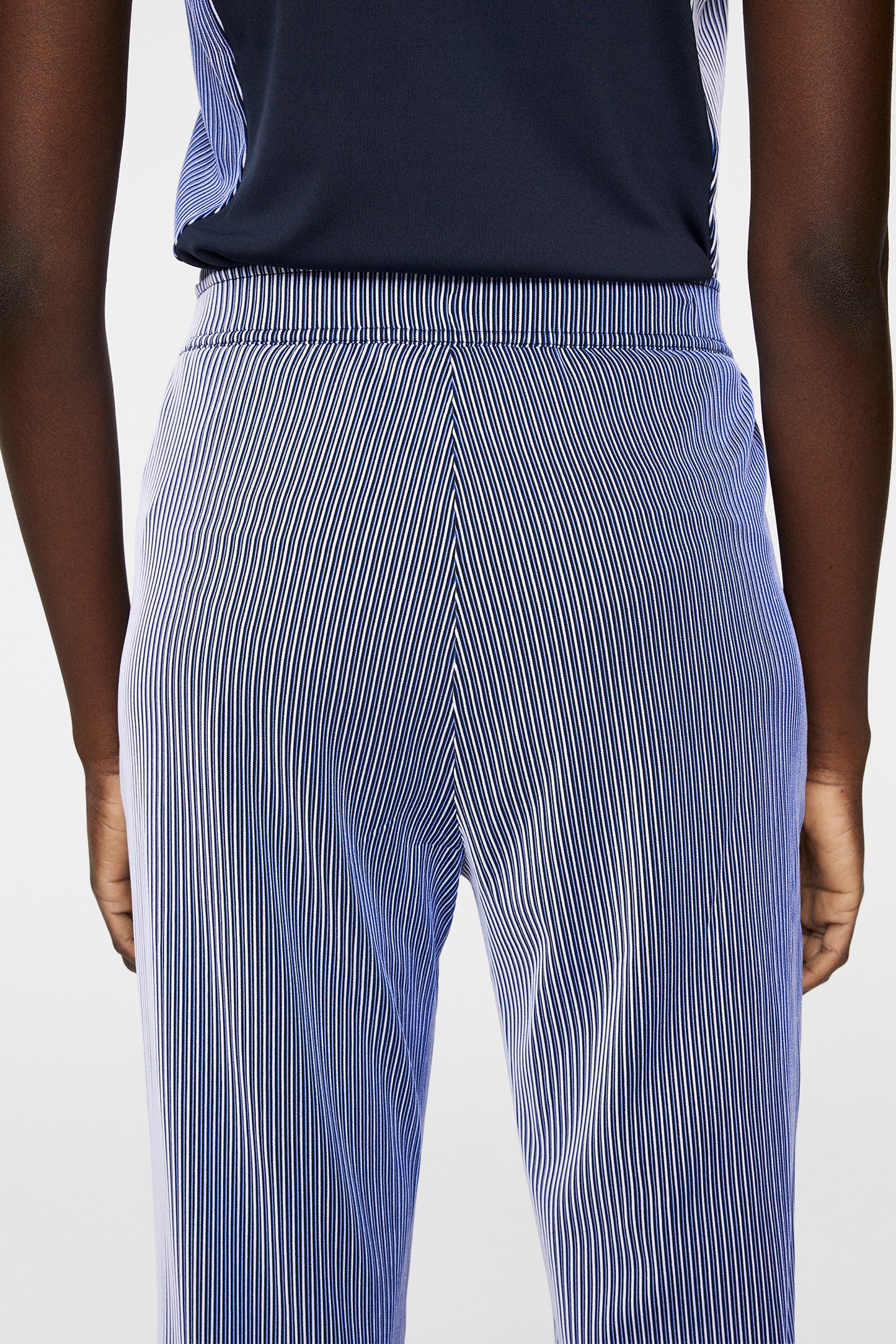 Nelly Pant in JL Navy by J.Lindeberg