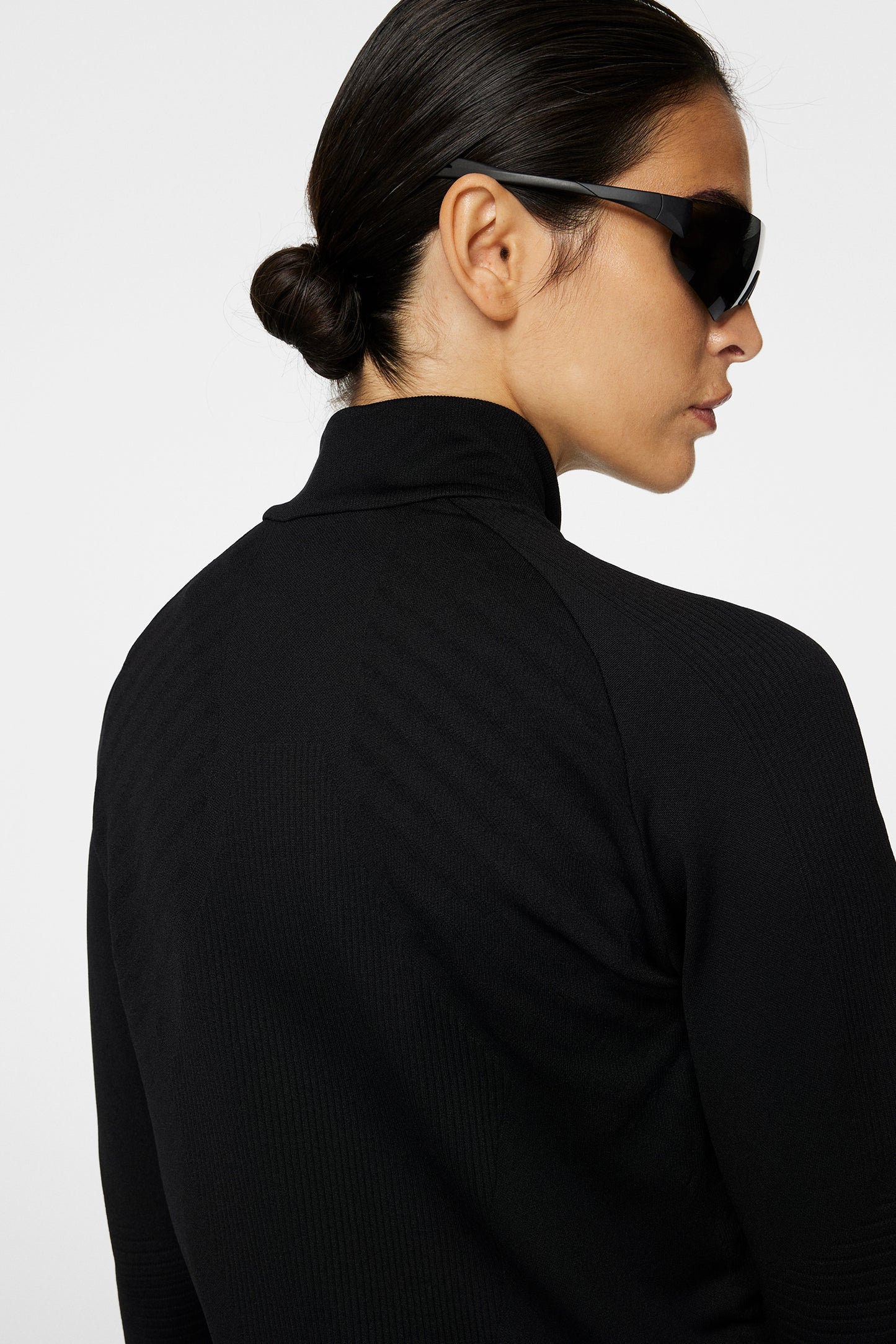 Elowen Seamless Mid Layer in Black by J.Lindeberg