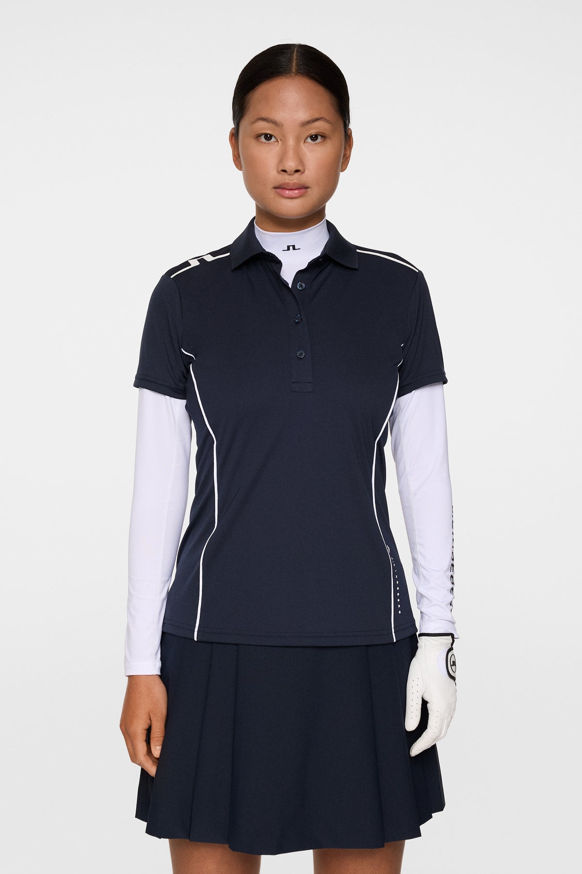 Leyla Polo in JL Navy by J.Lindeberg