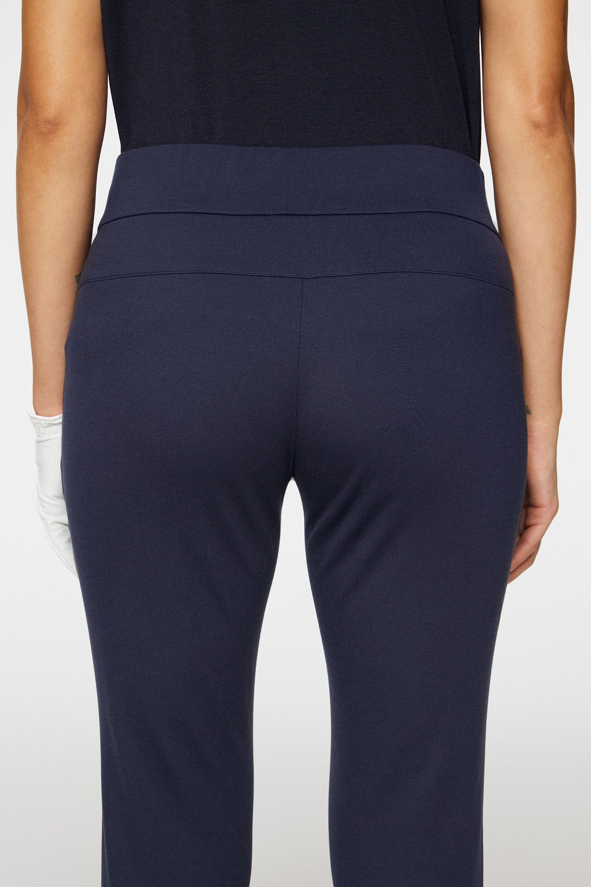 Lea Pull On Pant in JL Navy by J.Lindeberg