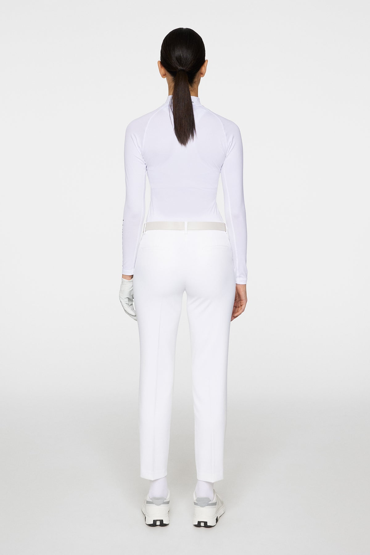 Pia Pant in White by J.Lindeberg