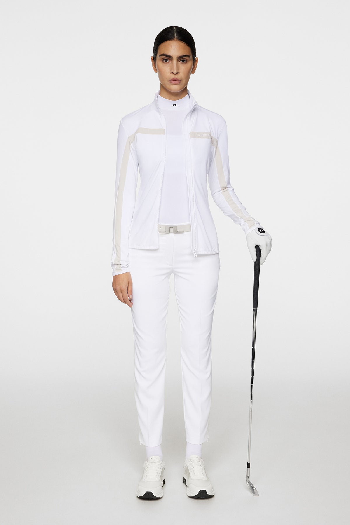 Pia Pant in White by J.Lindeberg