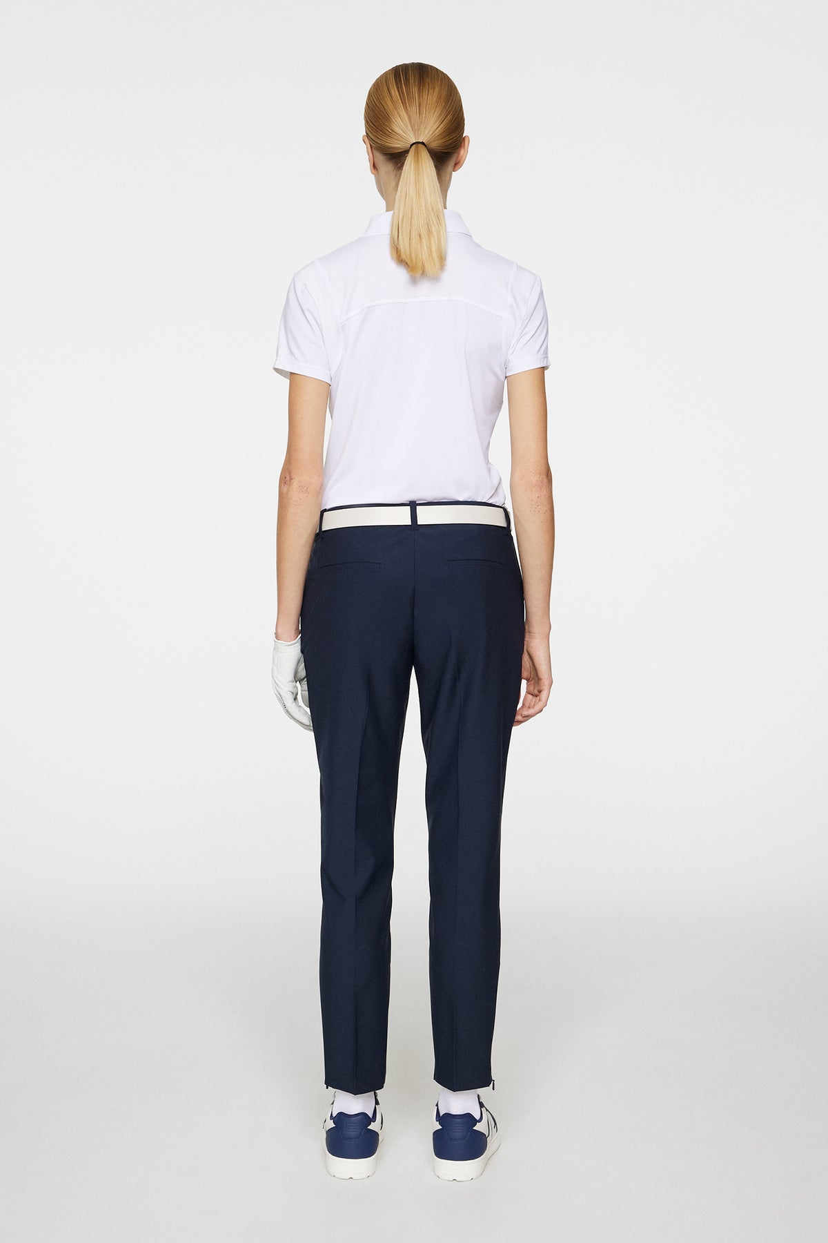 Pia Pant in JL Navy by J.Lindeberg