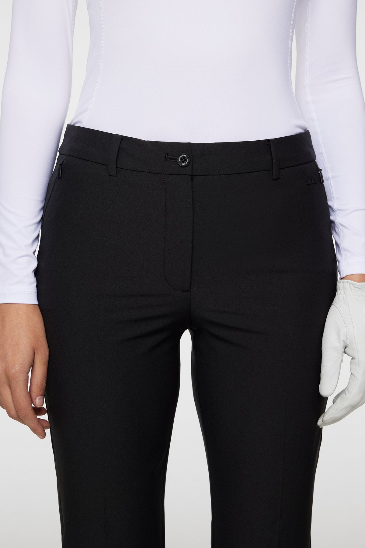 Pia Pant in Black by J.Lindeberg