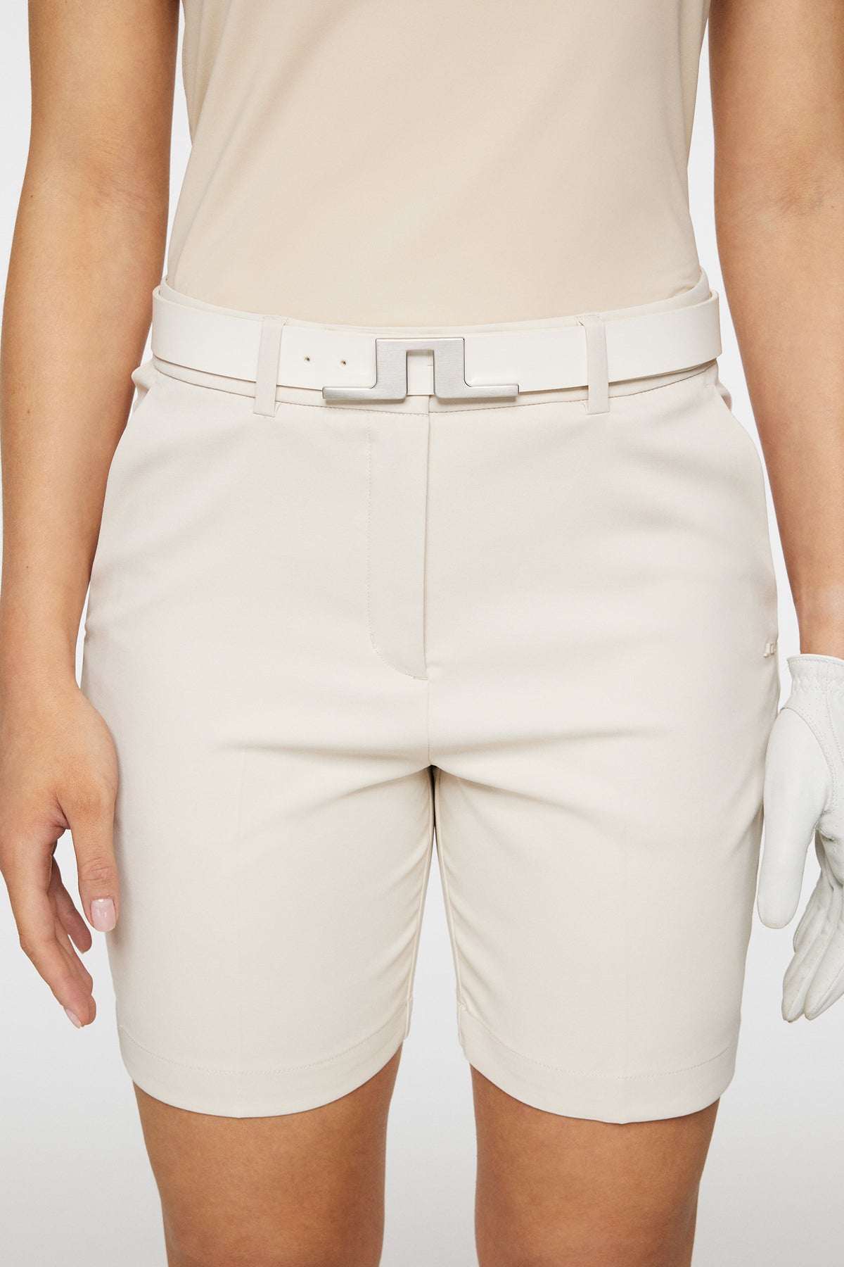 Gwen Long Shorts in Moonbeam by J.Lindeberg