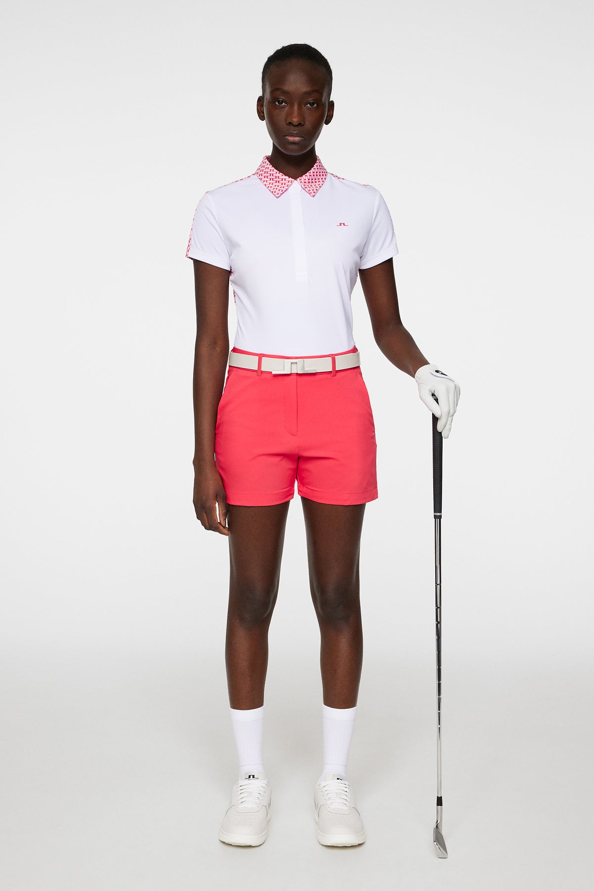 Gwen Shorts in Azalea by J.Lindeberg
