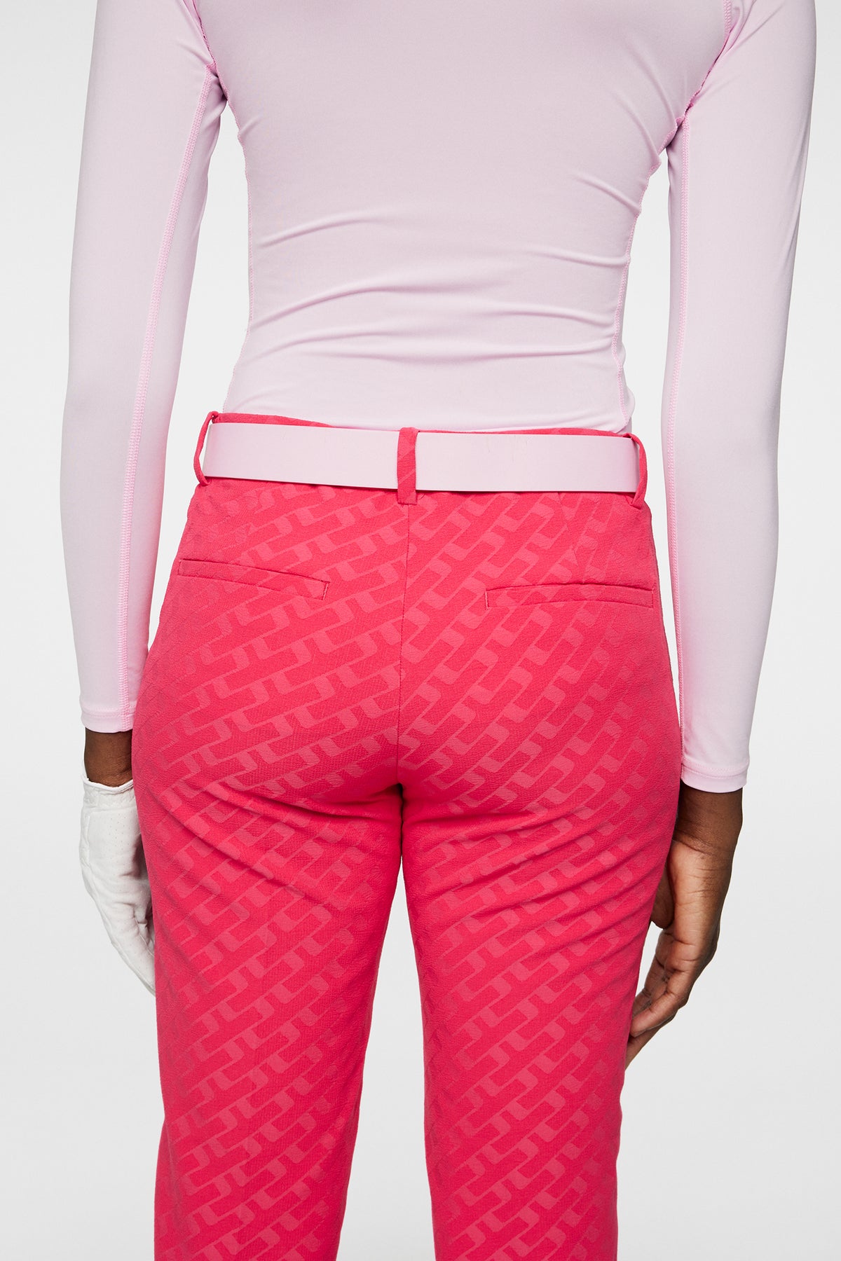 Pia Bridge Pant in Tour Geo Jacquard Pink M by J.Lindeberg
