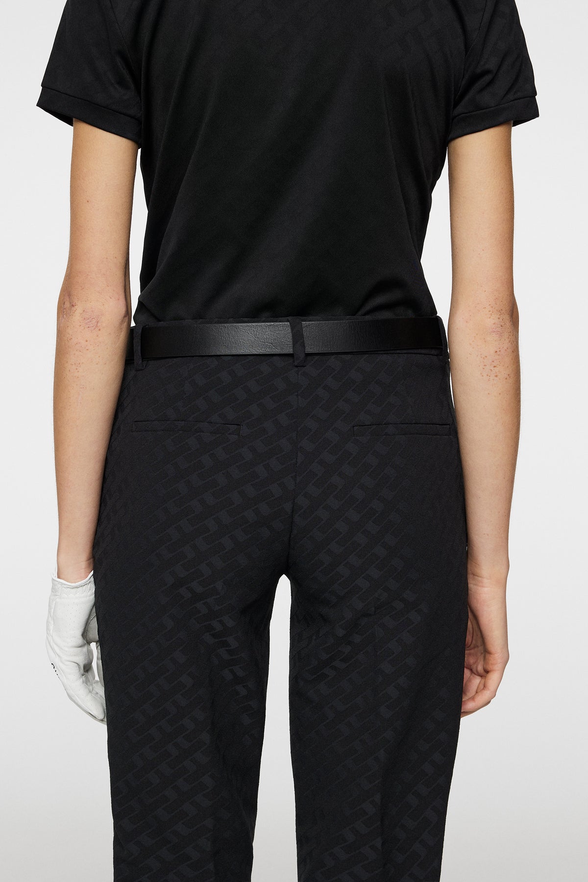 Pia Bridge Pant in Tour Geo Jacquard Black M by J.Lindeberg