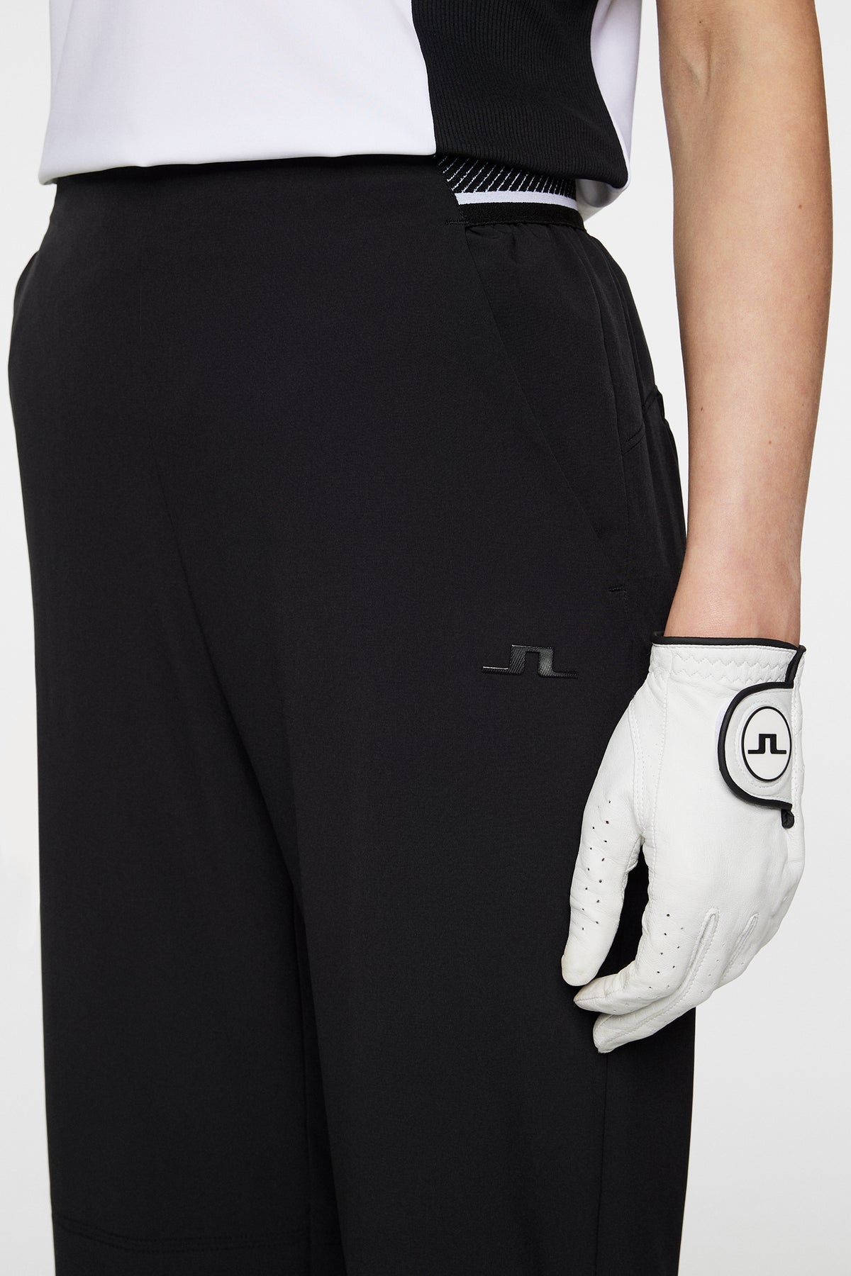 Jessica Pull On Pant in Black by J.Lindeberg