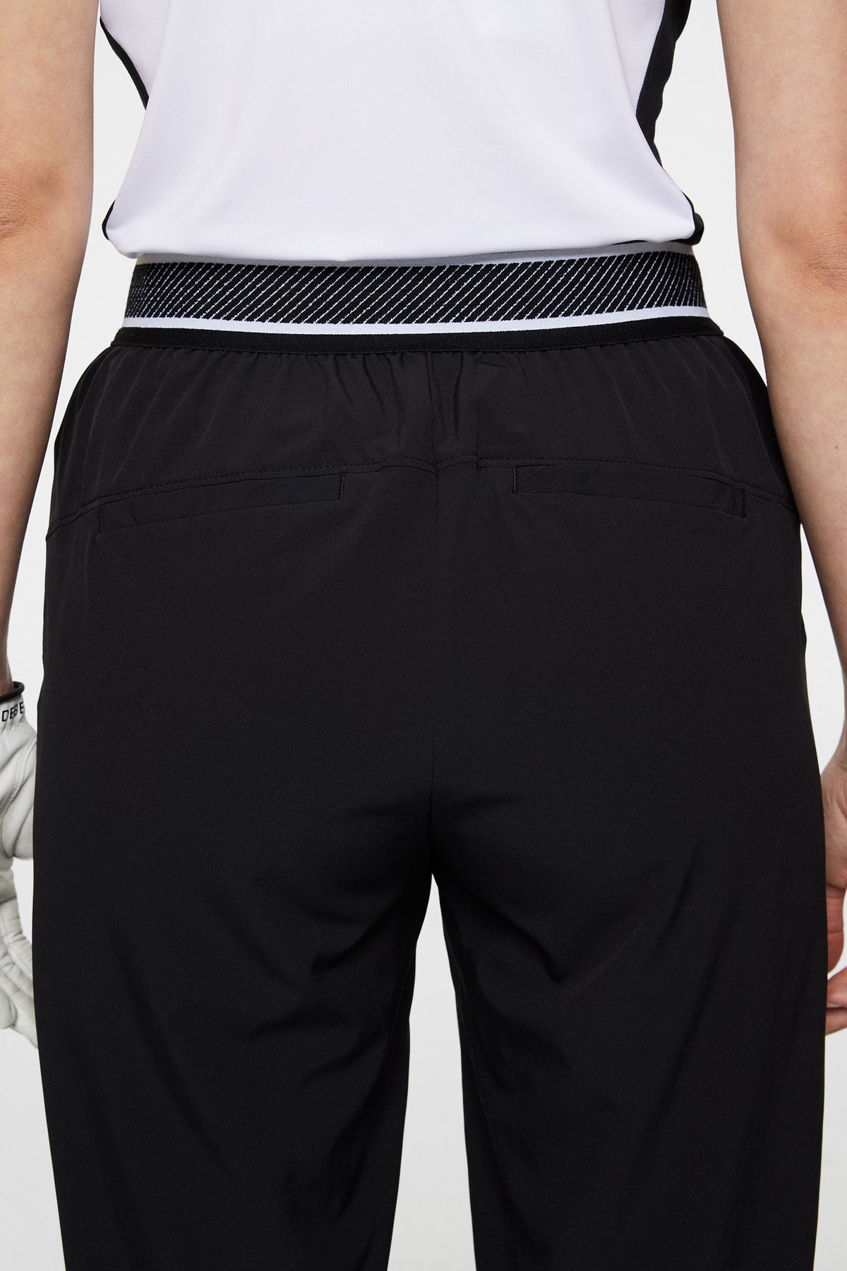 Jessica Pull On Pant in Black by J.Lindeberg