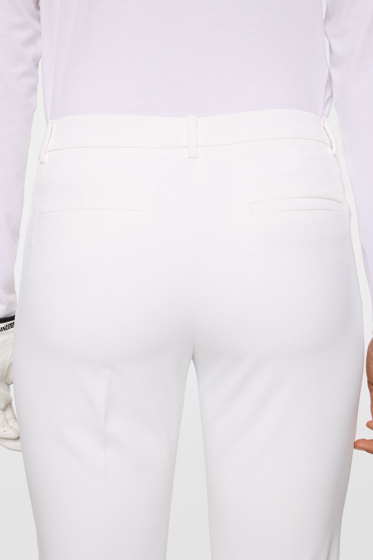 Pia Pant in White by J.Lindeberg