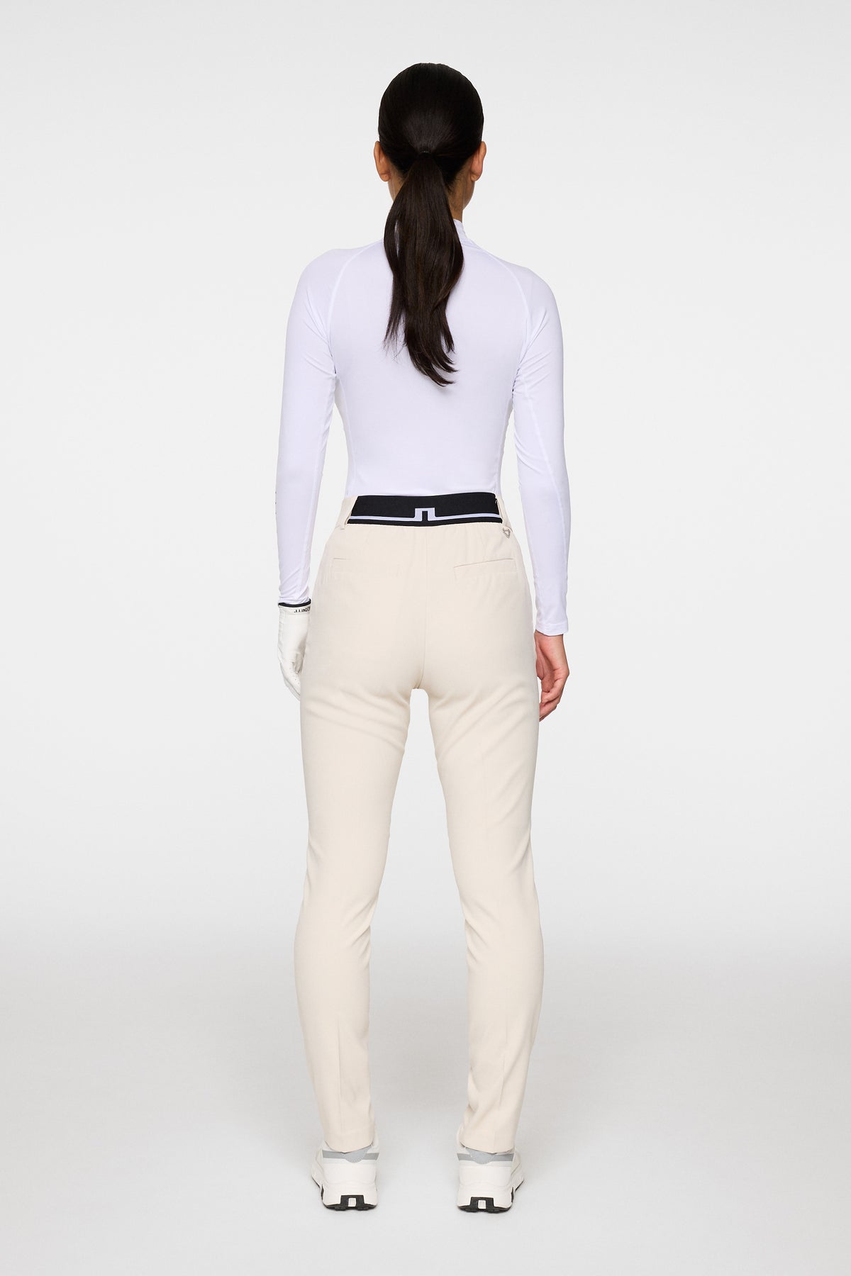 Pinja Pant in Moonbeam by J.Lindeberg
