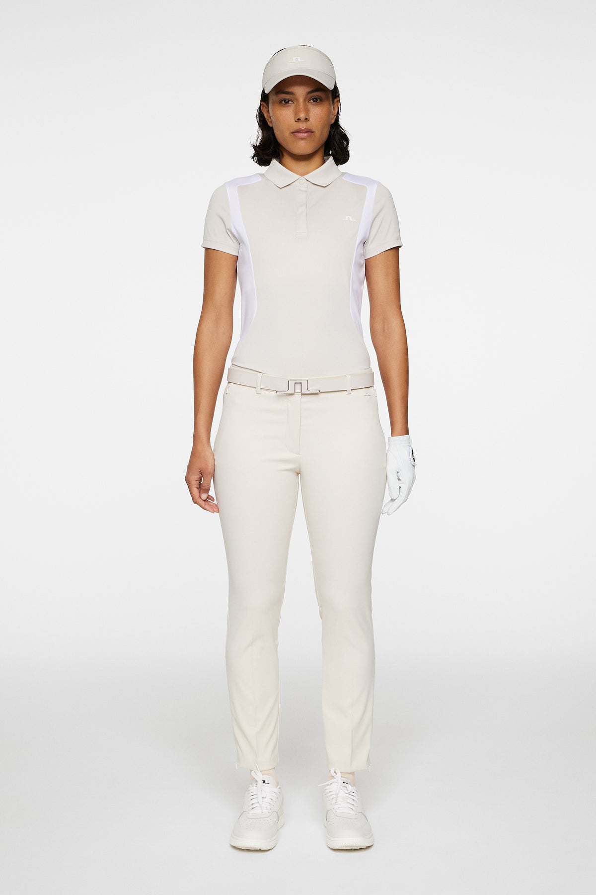 Pia Pant in Moonbeam by J.Lindeberg