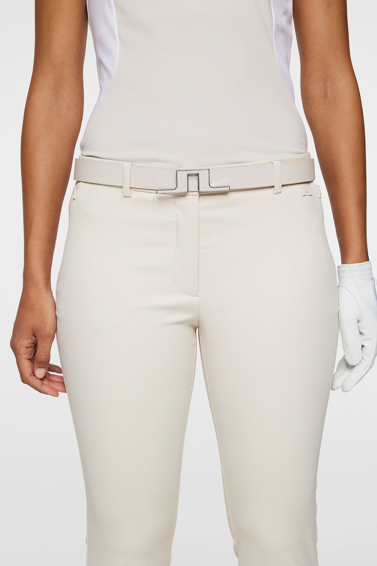 Pia Pant in Moonbeam by J.Lindeberg